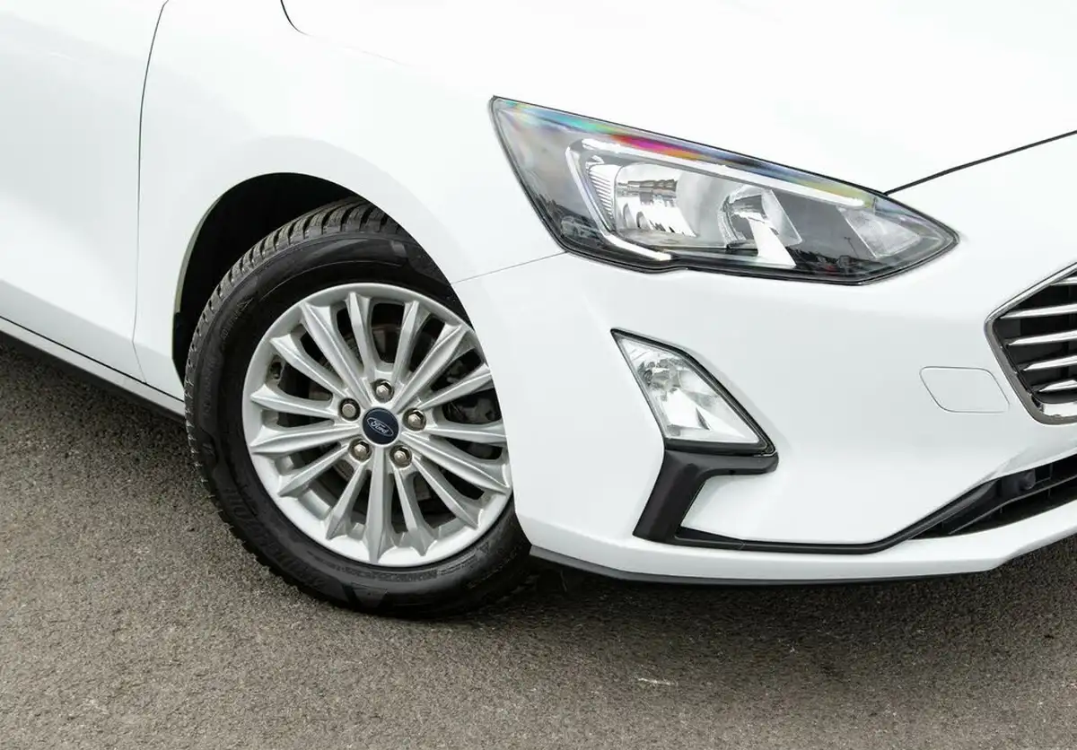 2020-ford-focus-10t-titanium-edition-125ps-hybrid-mhev-hatchback-big-1