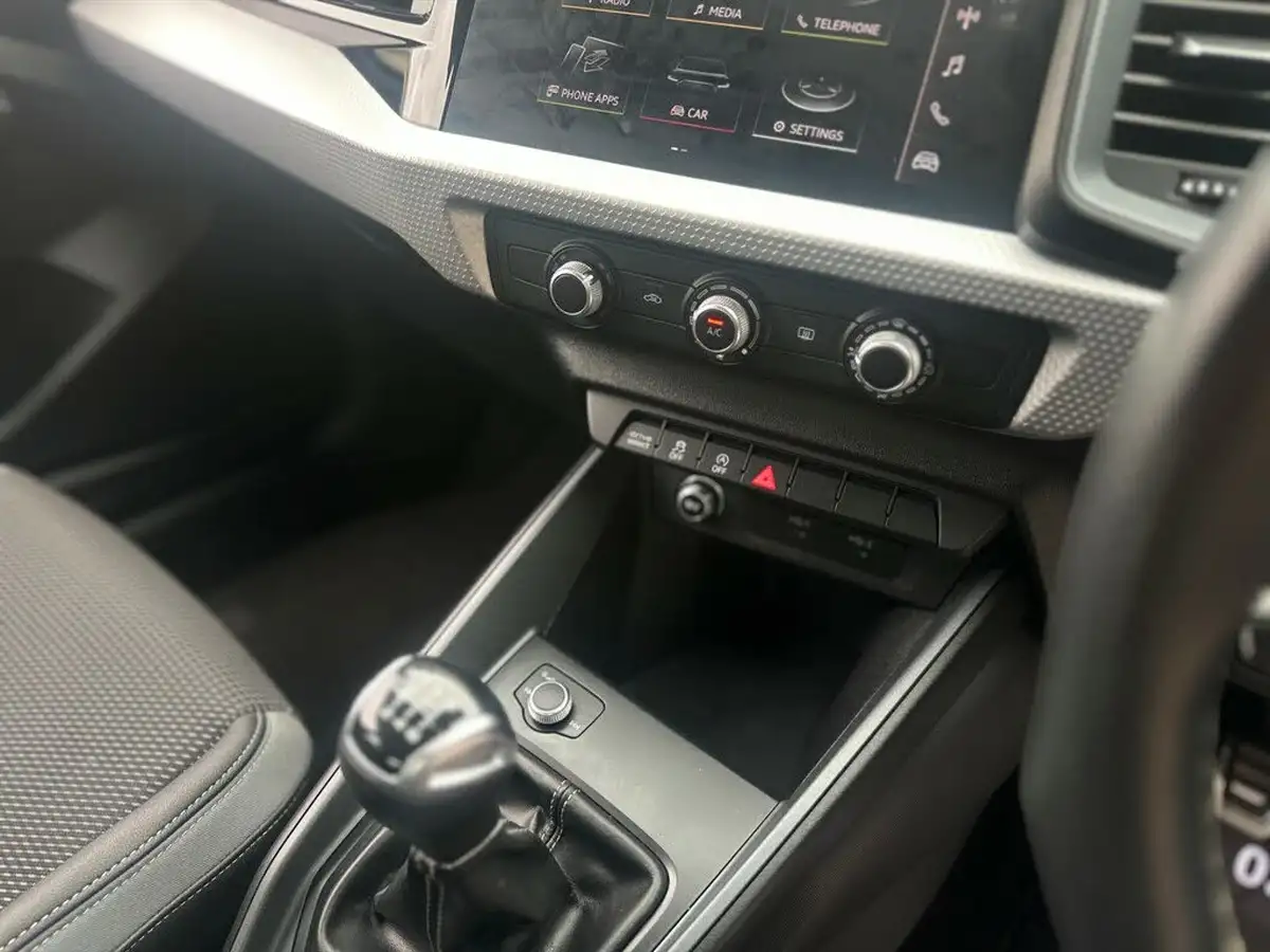2022-audi-a1-10-30-tfsi-s-line-big-17