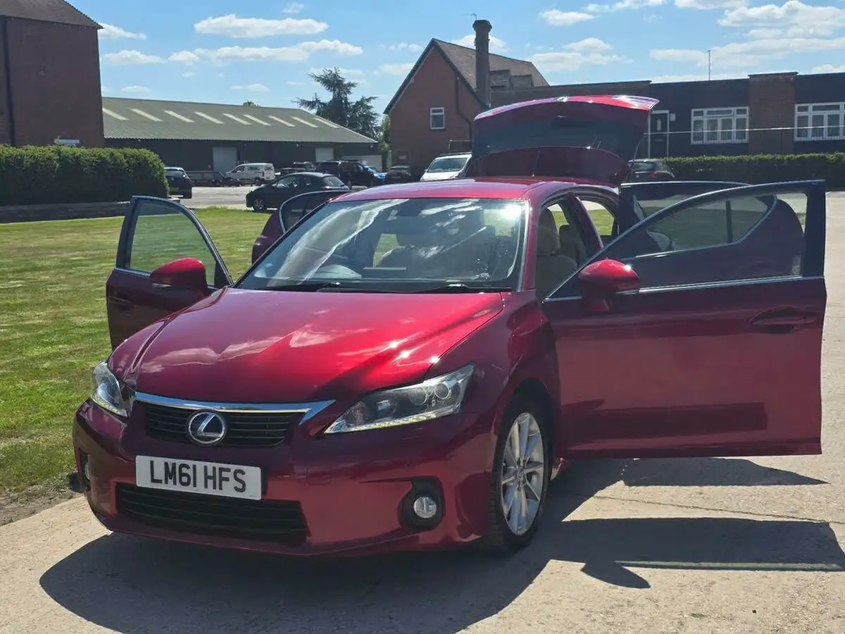 2011-lexus-ct-200h-18-se-l-premier-big-10