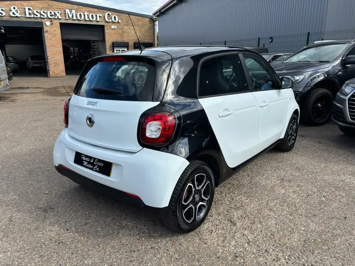 2017-smart-forfour-10-prime-71bhp-premium-plusss-big-6