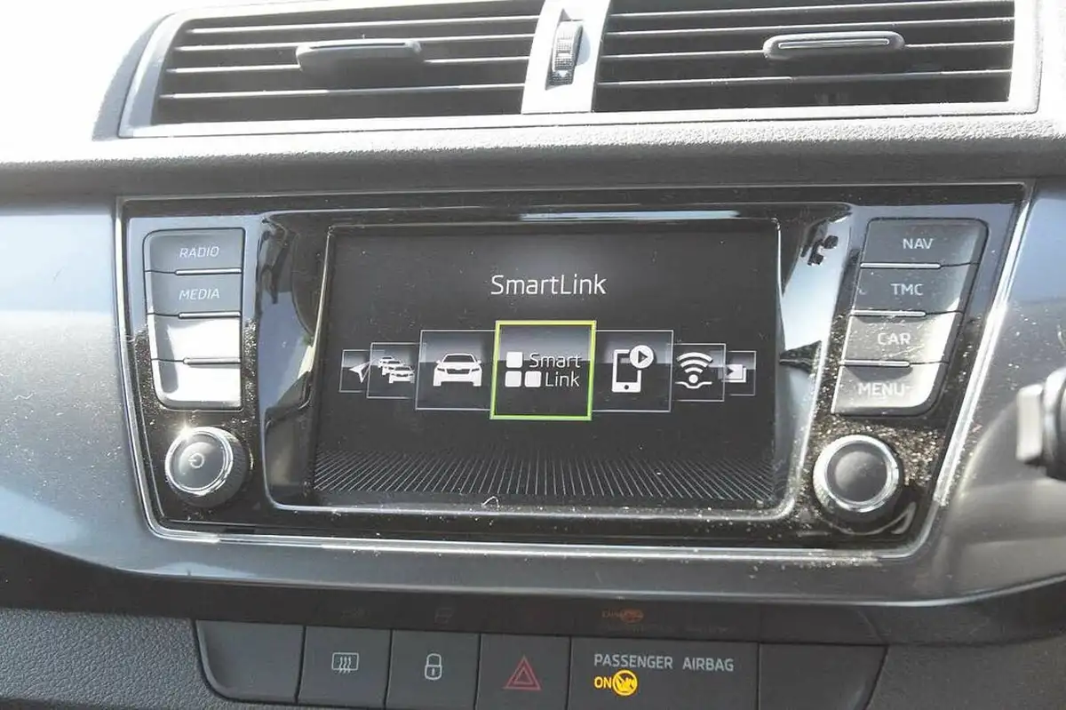 2021-skoda-fabia-10-tsi-se-drive-95ps-hatchback-big-16
