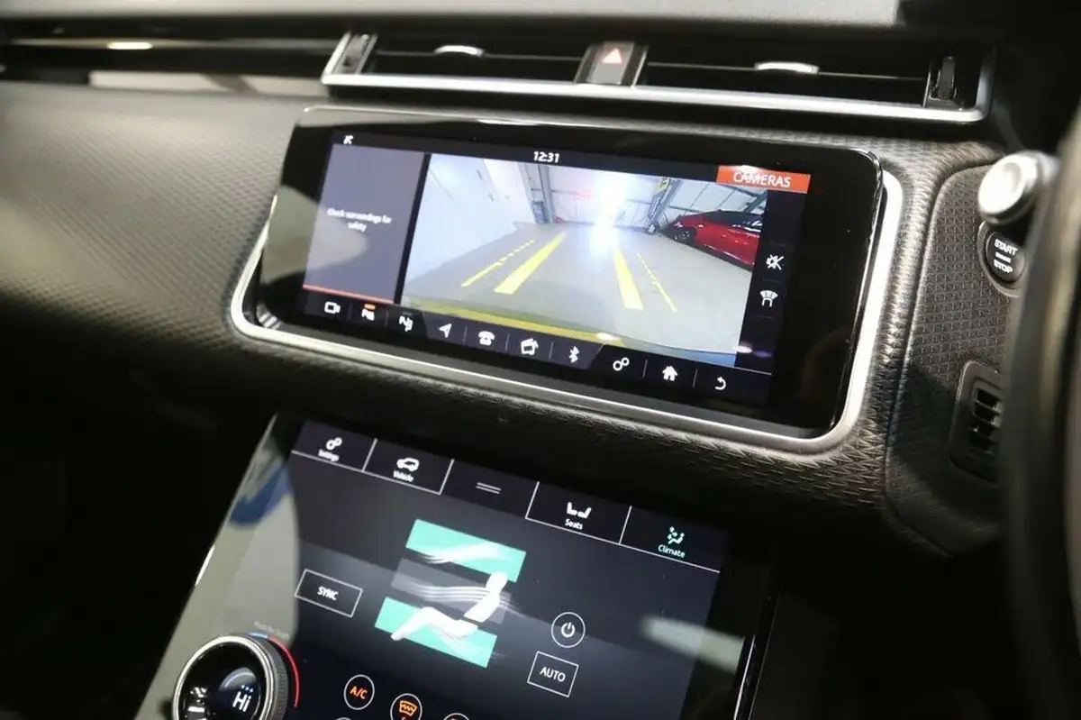 2018-land-rover-range-rover-velar-20-d240-r-dynamic-se-big-10