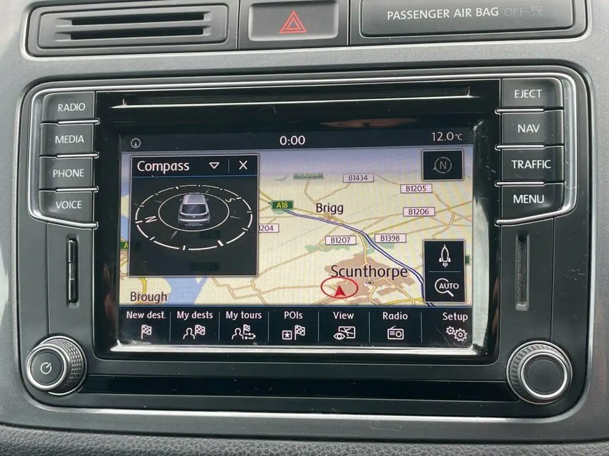 2015-volkswagen-tiguan-20tdi-r-line-edition-150ps-big-20