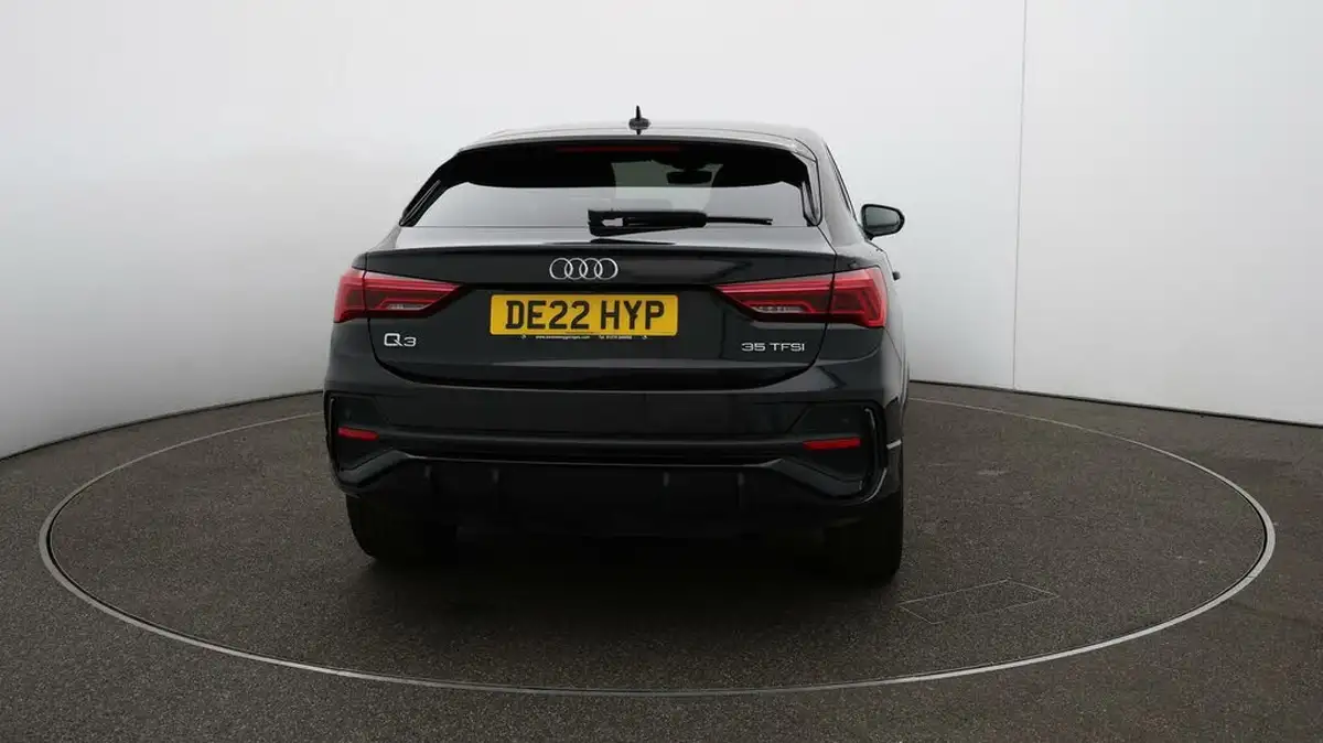 2022-audi-q3-15-35-tfsi-black-edition-cod-sportback-s-tronic-big-57