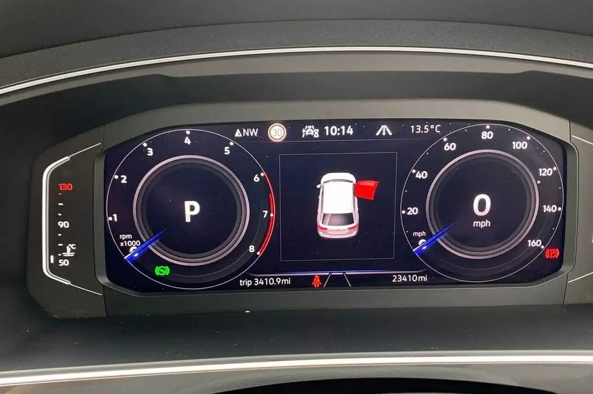 2022-volkswagen-tiguan-15-tsi-elegance-big-17