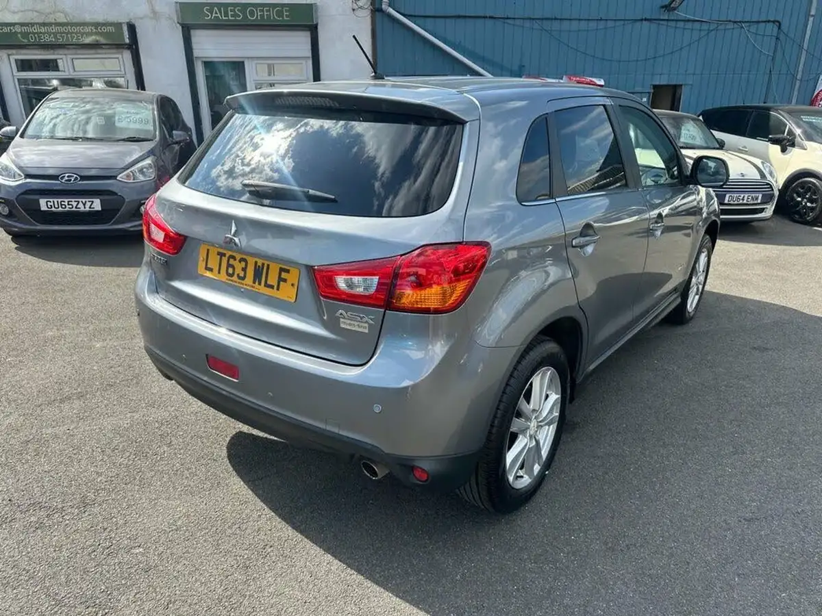 2014-mitsubishi-asx-16-3-leather-big-5