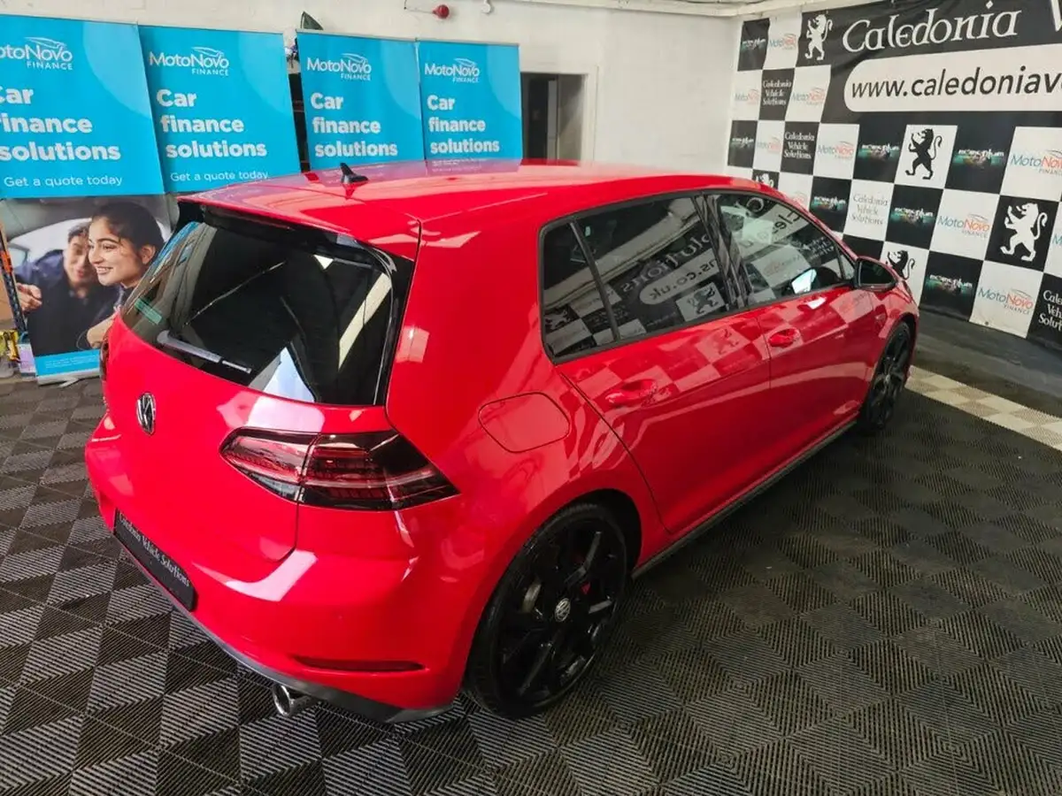2018-volkswagen-golf-20-tsi-gti-performance-ss-5d-big-61