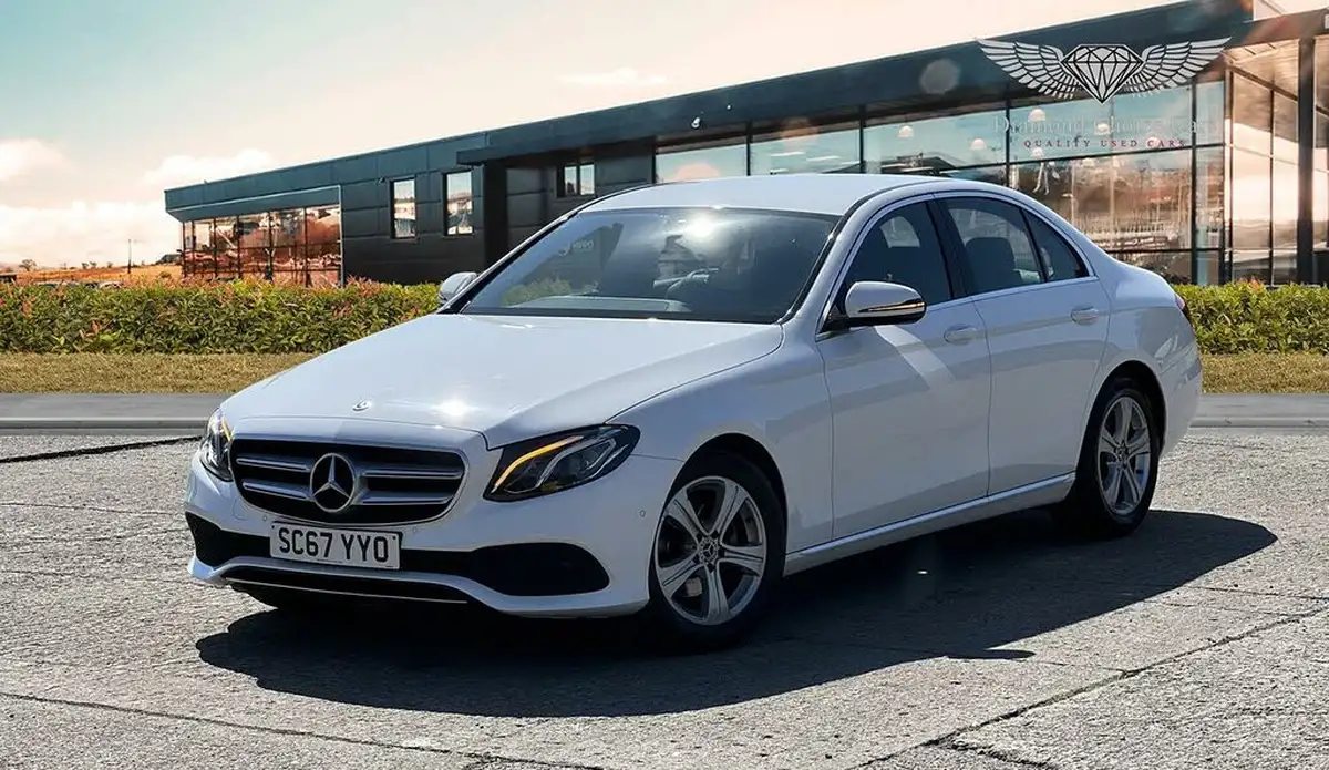 2018-mercedes-benz-e-class-20d-e220d-se-ss-saloon-4d-big-1