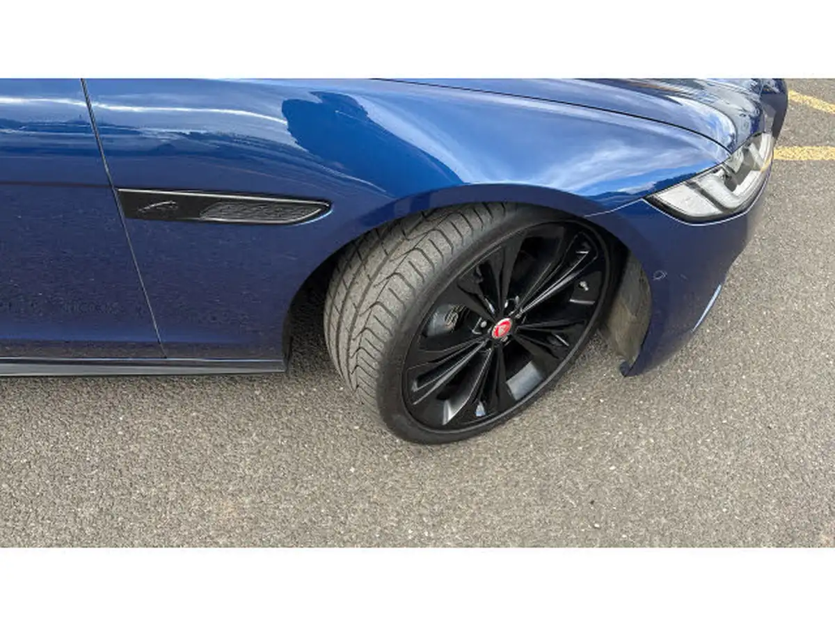 2021-jaguar-xf-20-d200-r-dynamic-se-rwd-saloon-4d-big-36