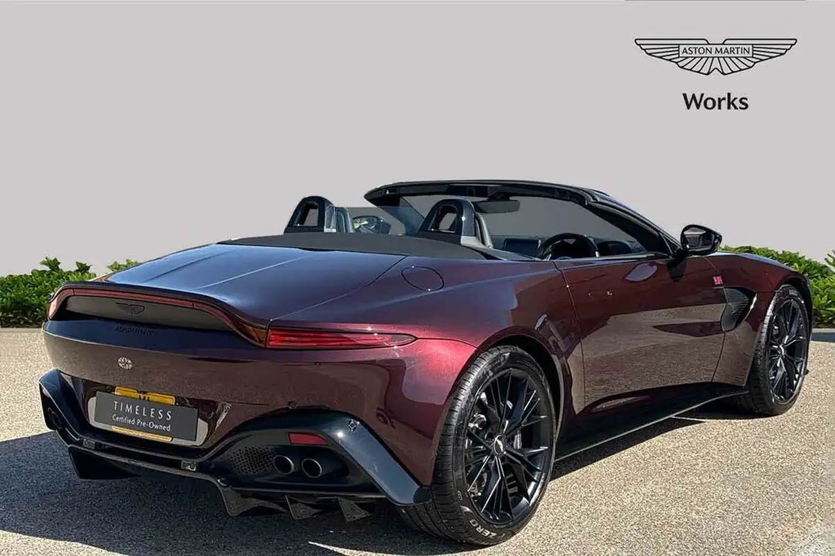 2021-aston-martin-vantage-big-14