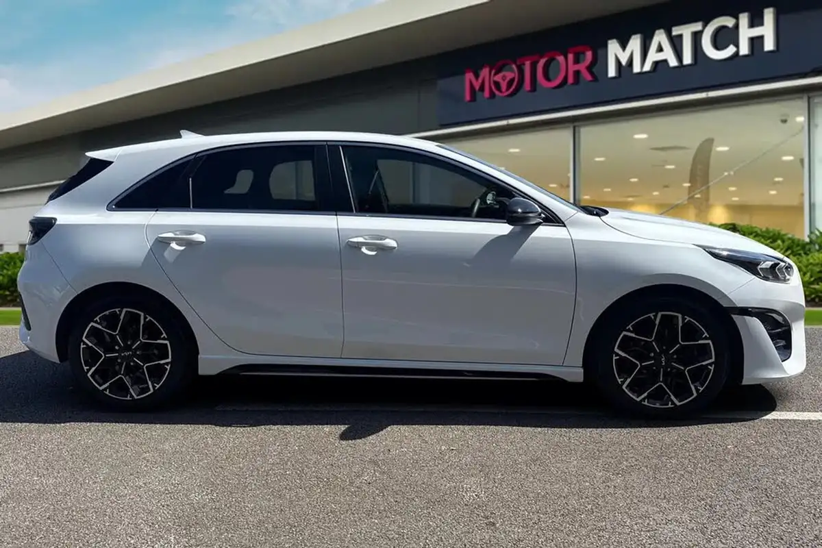 2024-kia-ceed-15-t-gdi-gt-line-138bhp-big-2