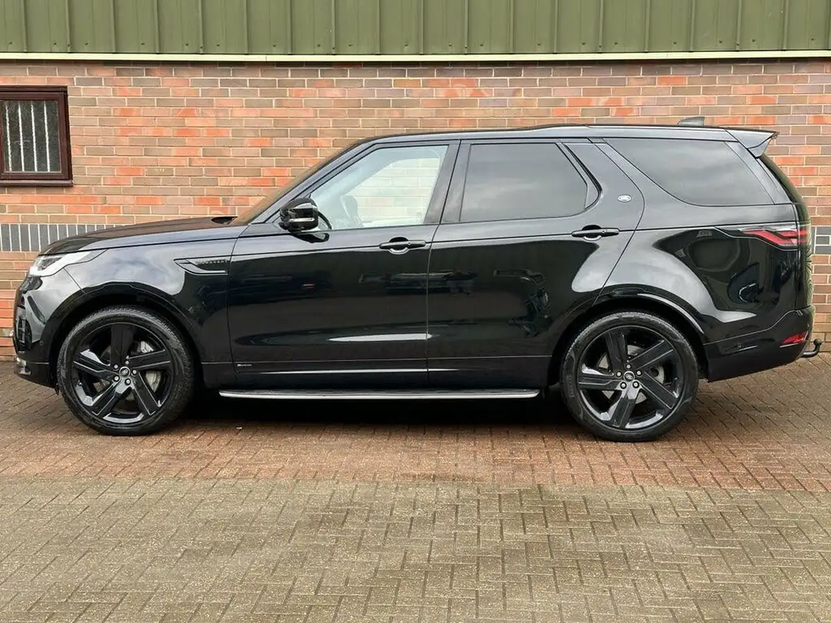 2021-land-rover-discovery-30-d300-r-dynamic-hse-big-7