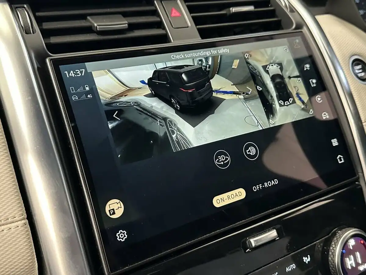 2021-land-rover-discovery-30-d300-r-dynamic-hse-big-35