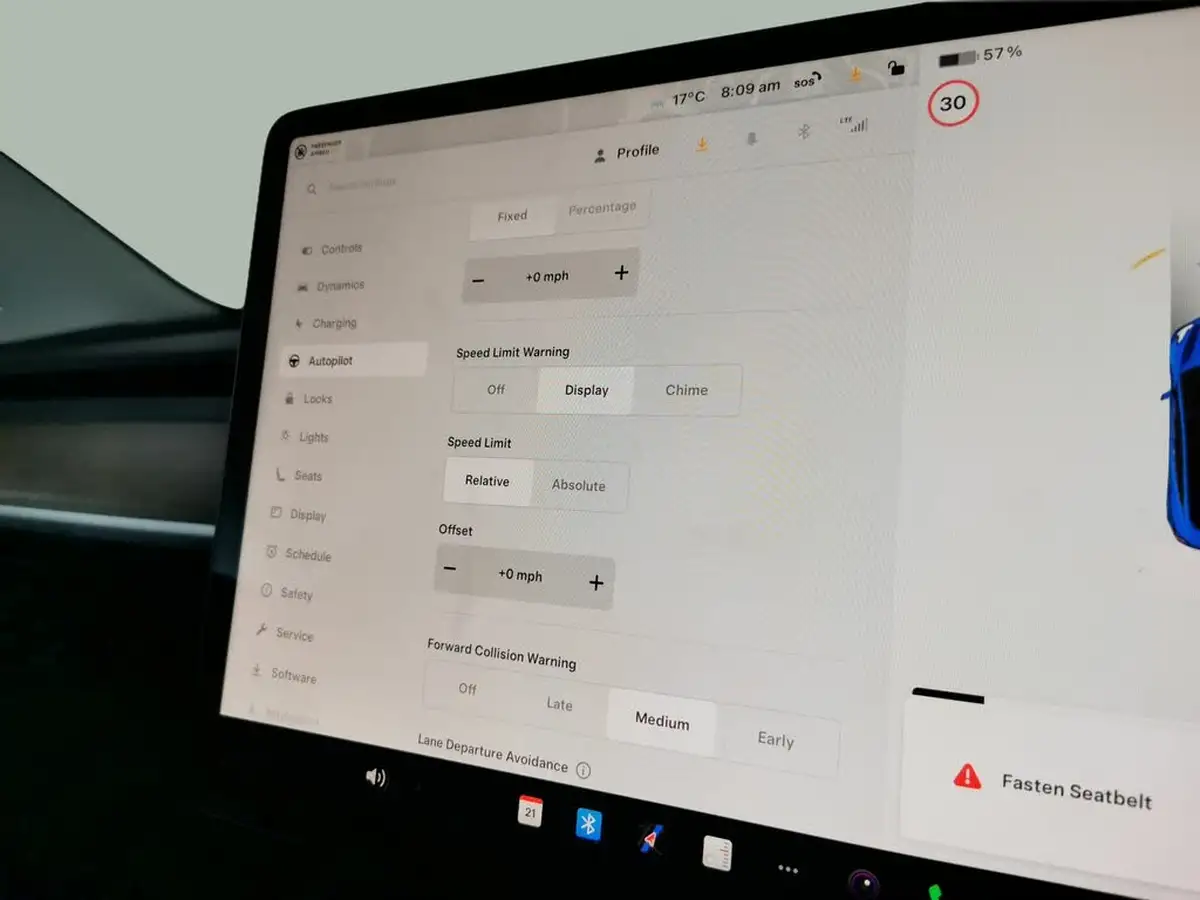 2021-tesla-model-3-e-long-range-4x4-big-27