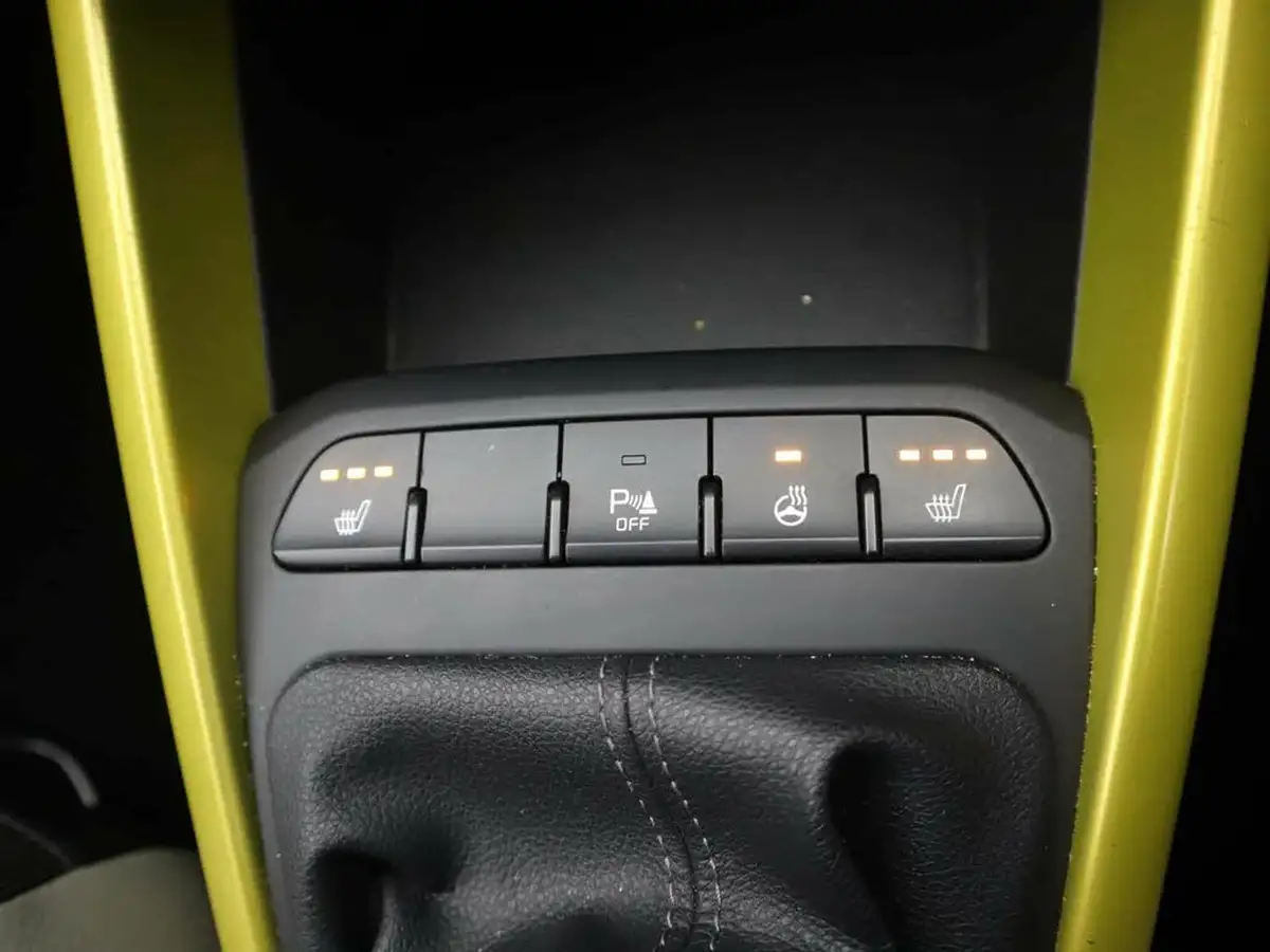 2023-kia-stonic-10-t-gdi-quantum-big-19