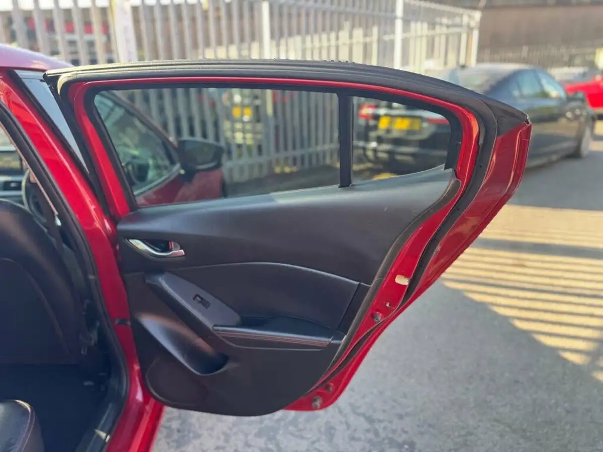 2014-mazda-mazda3-22td-sport-nav-hatchback-5d-big-33