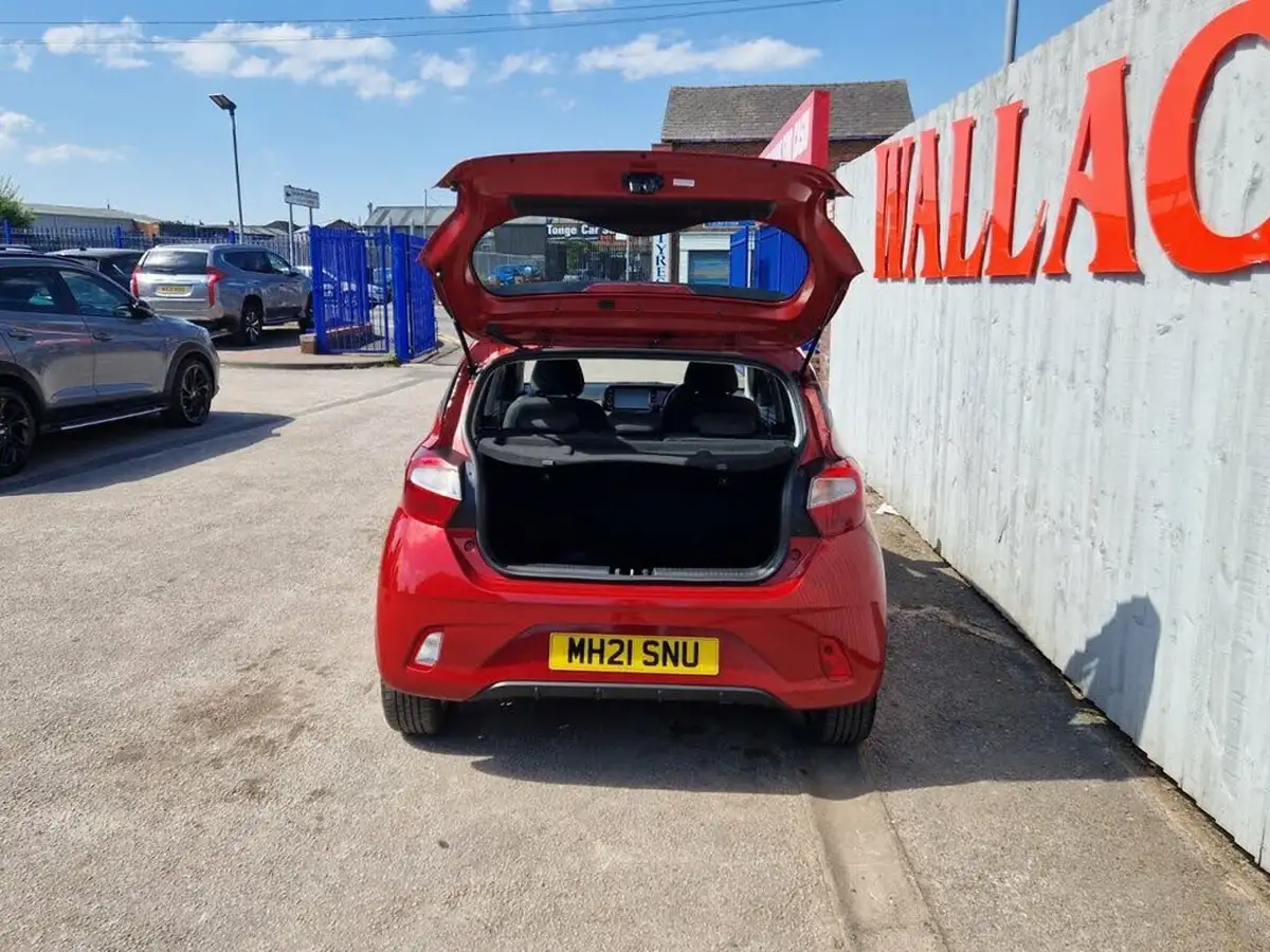 2021-hyundai-i10-10-se-connect-big-11