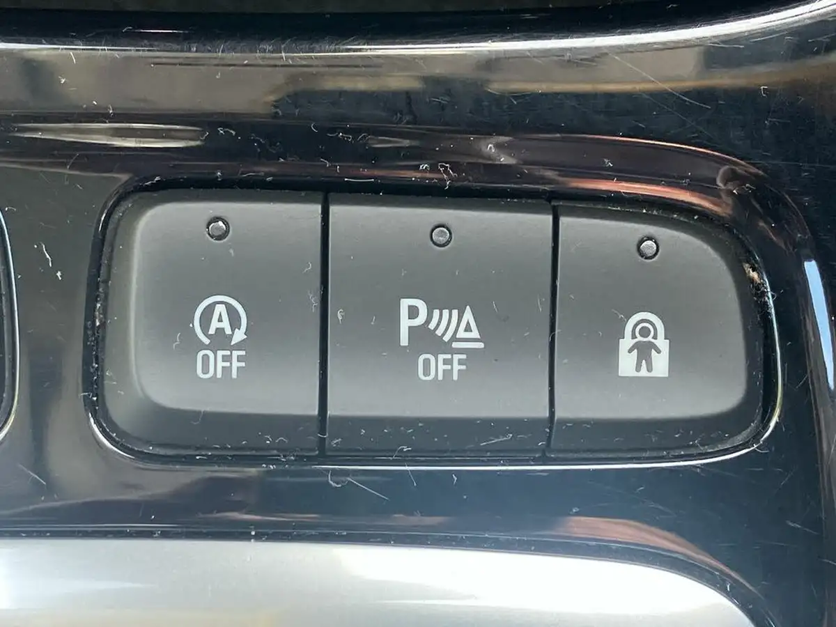2021-vauxhall-crossland-12-elite-edition-130ps-auto-big-35