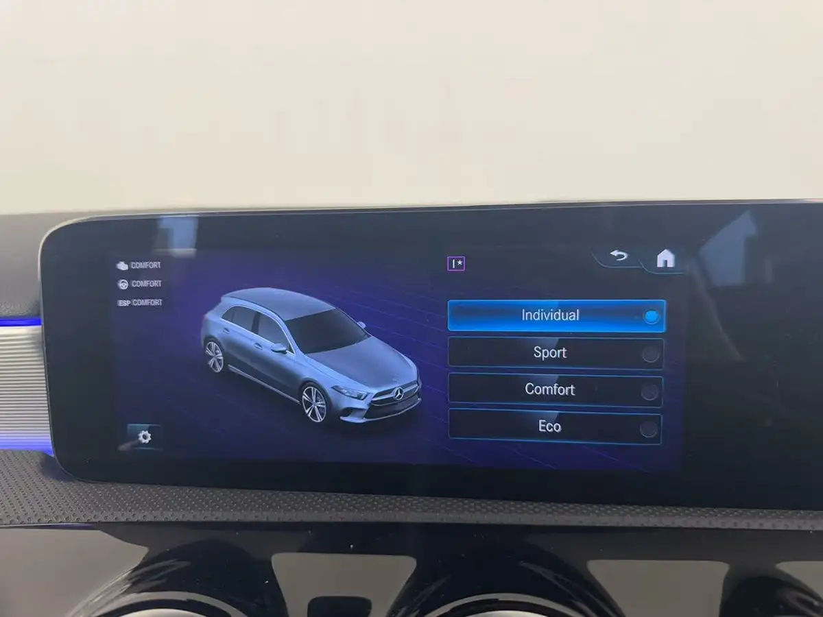 2023-mercedes-benz-a-class-13-a180-amg-line-premium-hatchback-5d-7g-dct-big-71