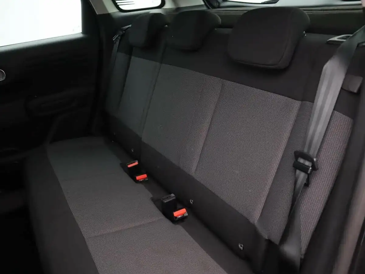 2022-citroen-c3-aircross-12-puretech-c-series-edition-big-9