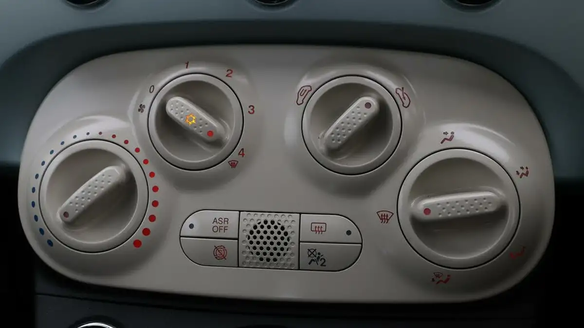2023-fiat-500-10-big-12