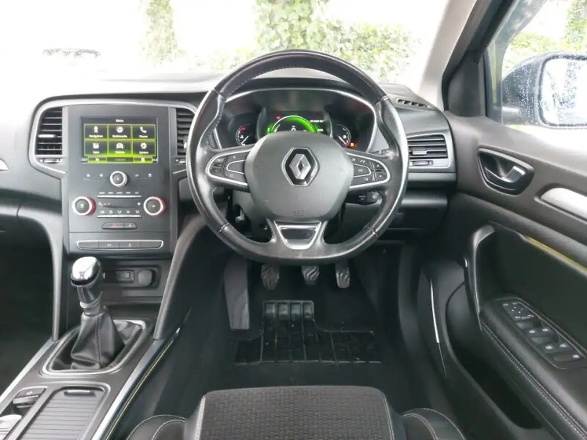 2017-renault-megane-16dci-dynamique-nav-hatchback-big-6