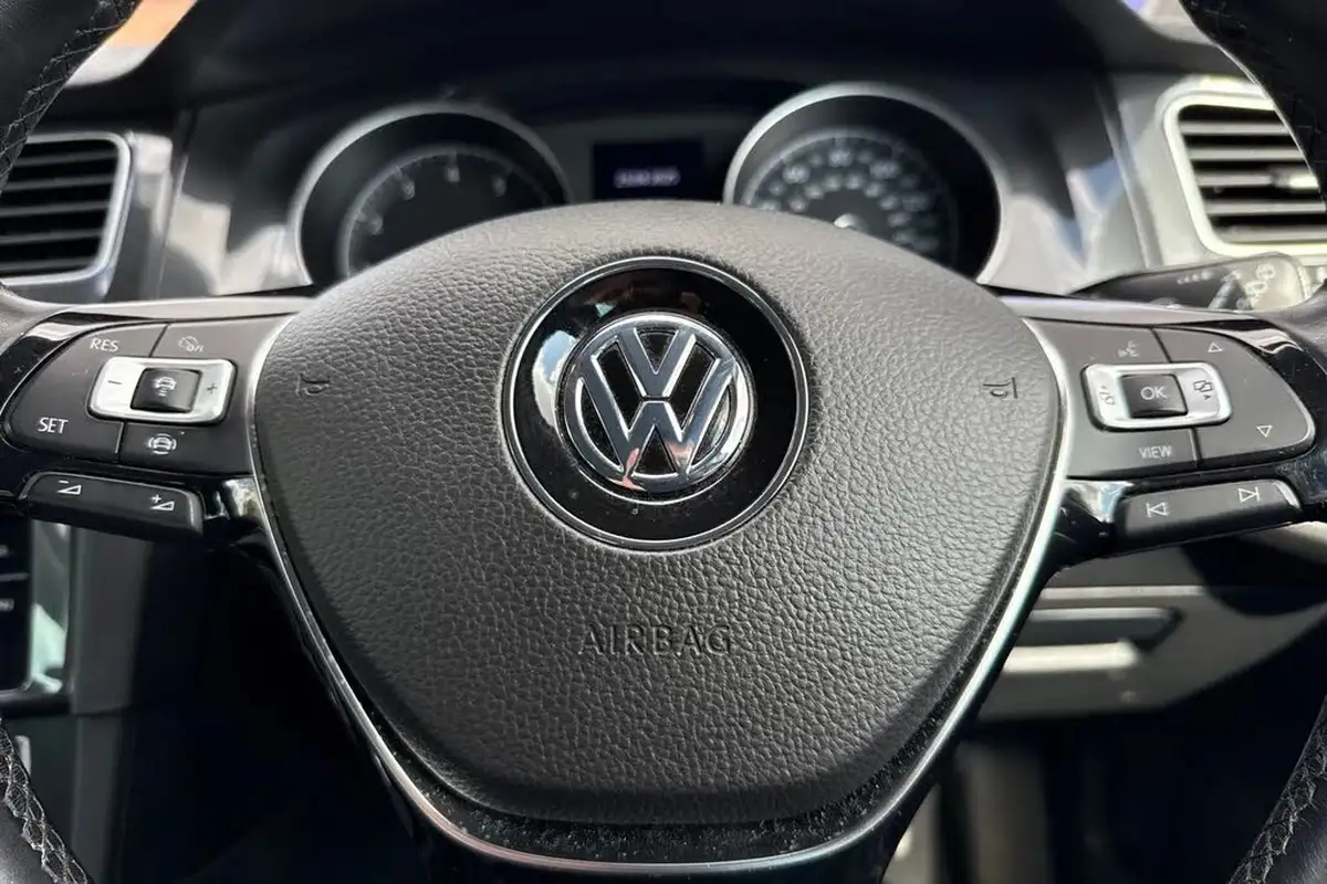 2019-volkswagen-golf-15-tsi-match-edition-150ps-hatchback-big-30