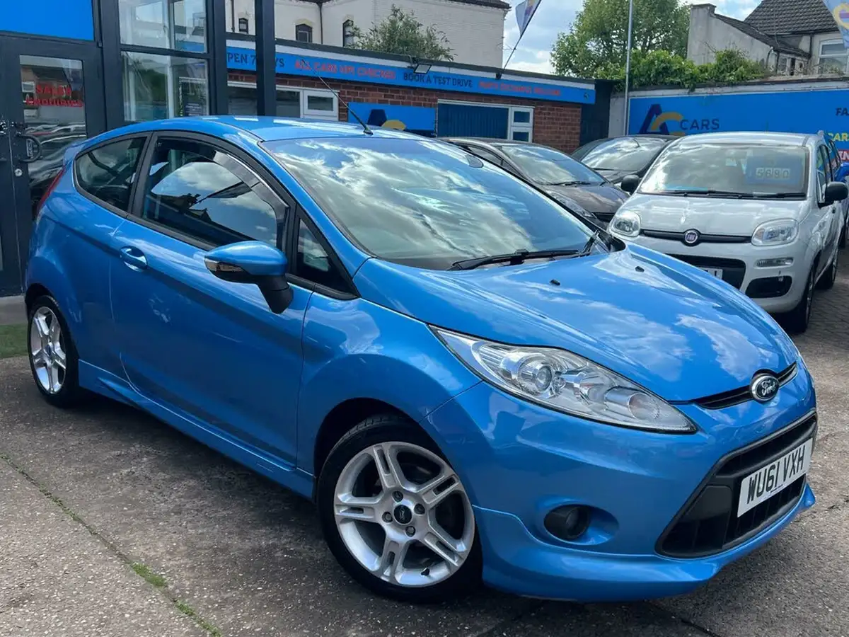 2011-ford-fiesta-16-zetec-s-big-38