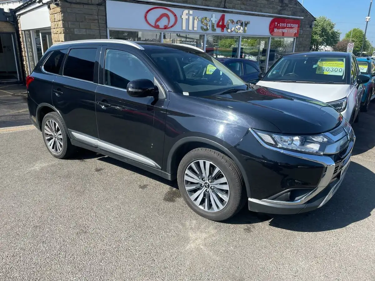 2019-mitsubishi-outlander-20-design-big-0