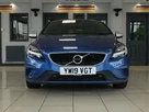 2019-volvo-v40-20-t2-r-design-edition-small-4