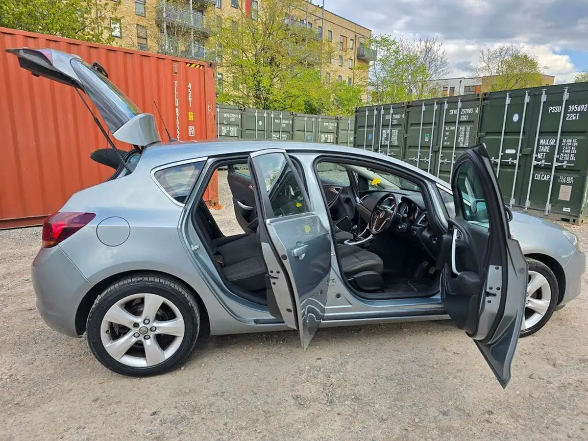 2012-vauxhall-astra-16-sri-vvt-16v-115ps-hatchback-5d-big-16