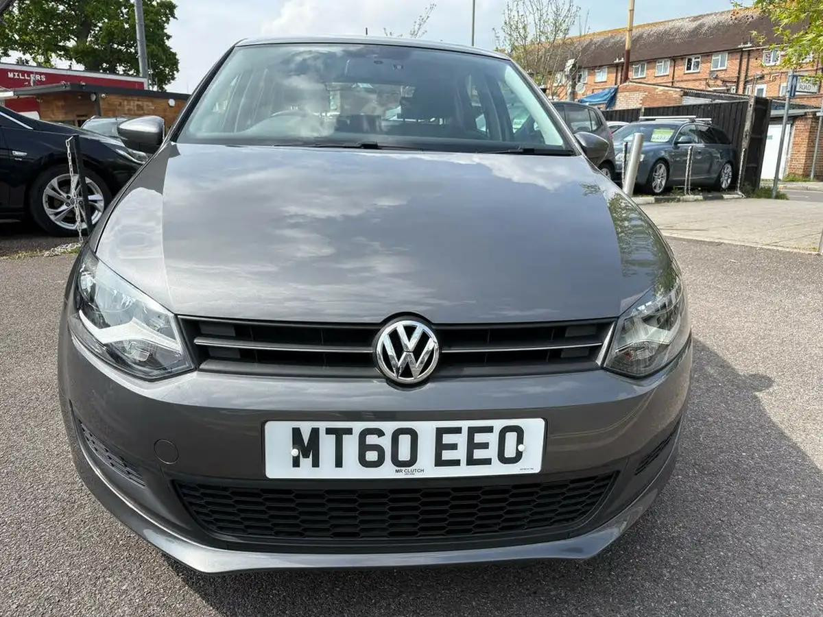 2010-volkswagen-polo-14-se-86ps-5d-dsg-big-1