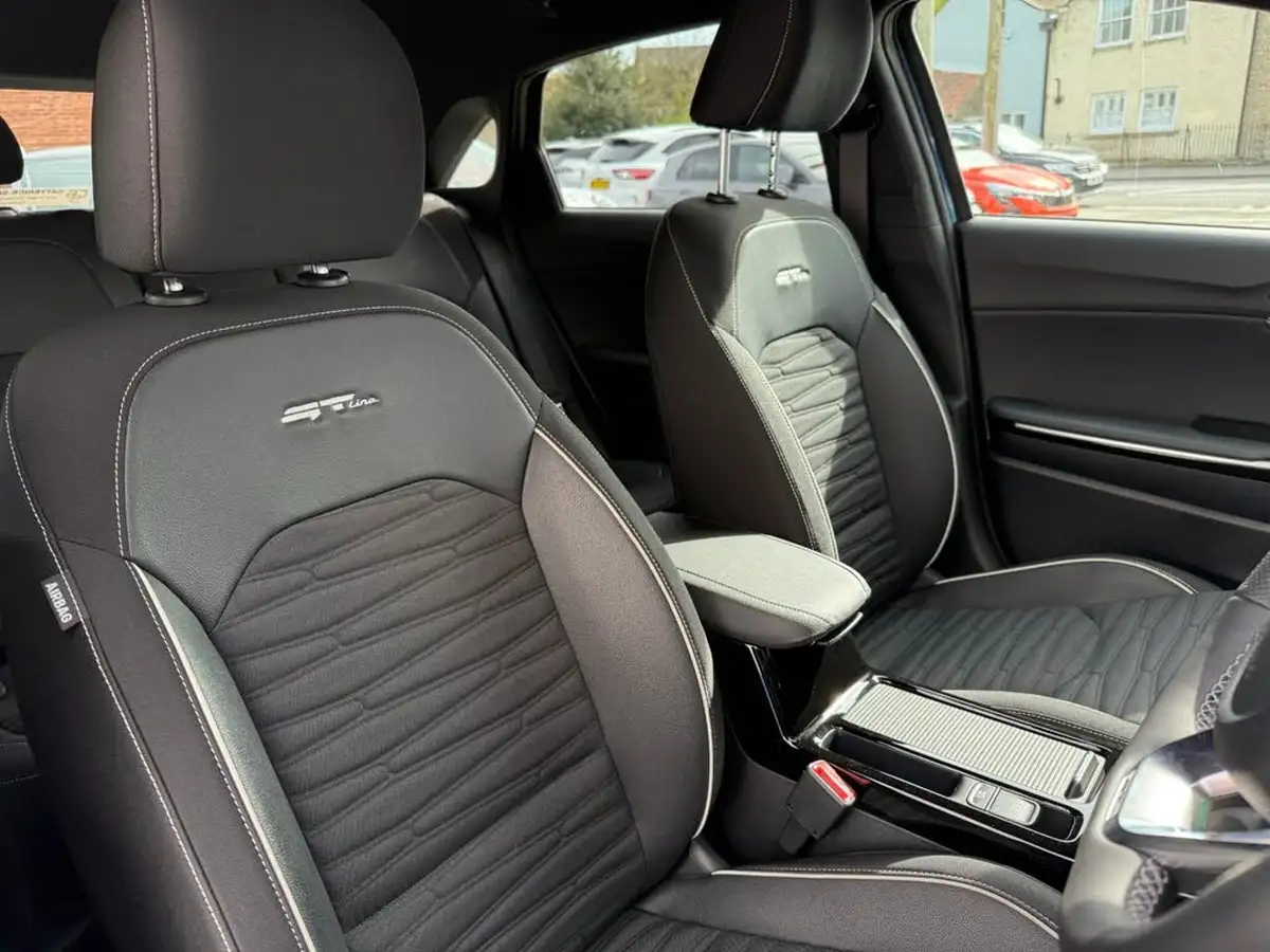 2023-kia-ceed-15-t-gdi-gt-line-158bhp-big-62