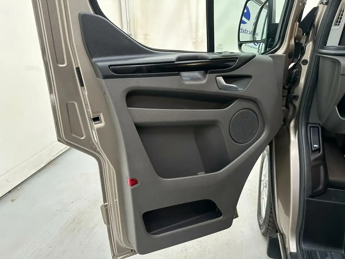 2023-ford-transit-custom-20tdci-300-l1h1-limited-130pseu6d-panel-van-1997cc-big-24