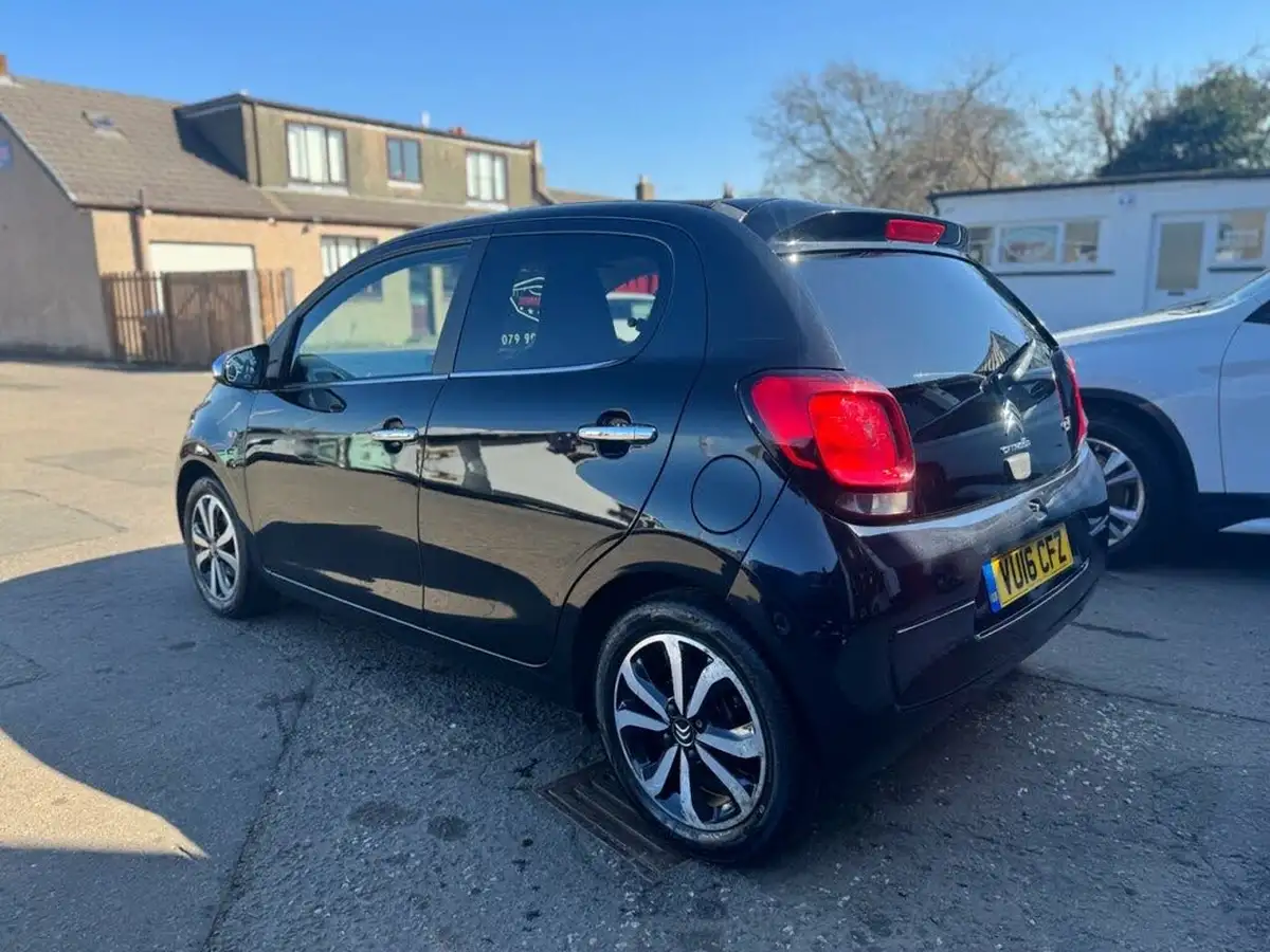 2016-citroen-c1-10-vti-airscape-flair-5d-etg-big-5