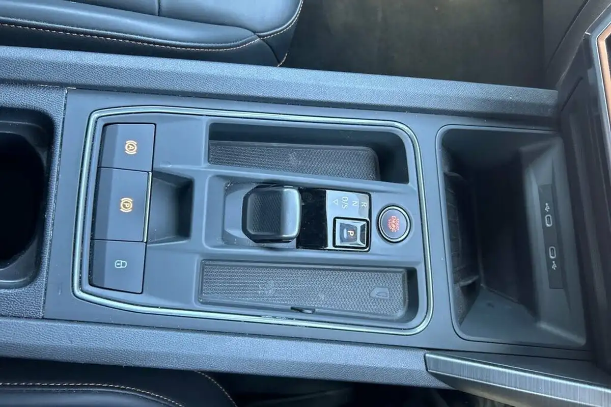 2023-cupra-formentor-15-tsi-v2-dsg-big-13