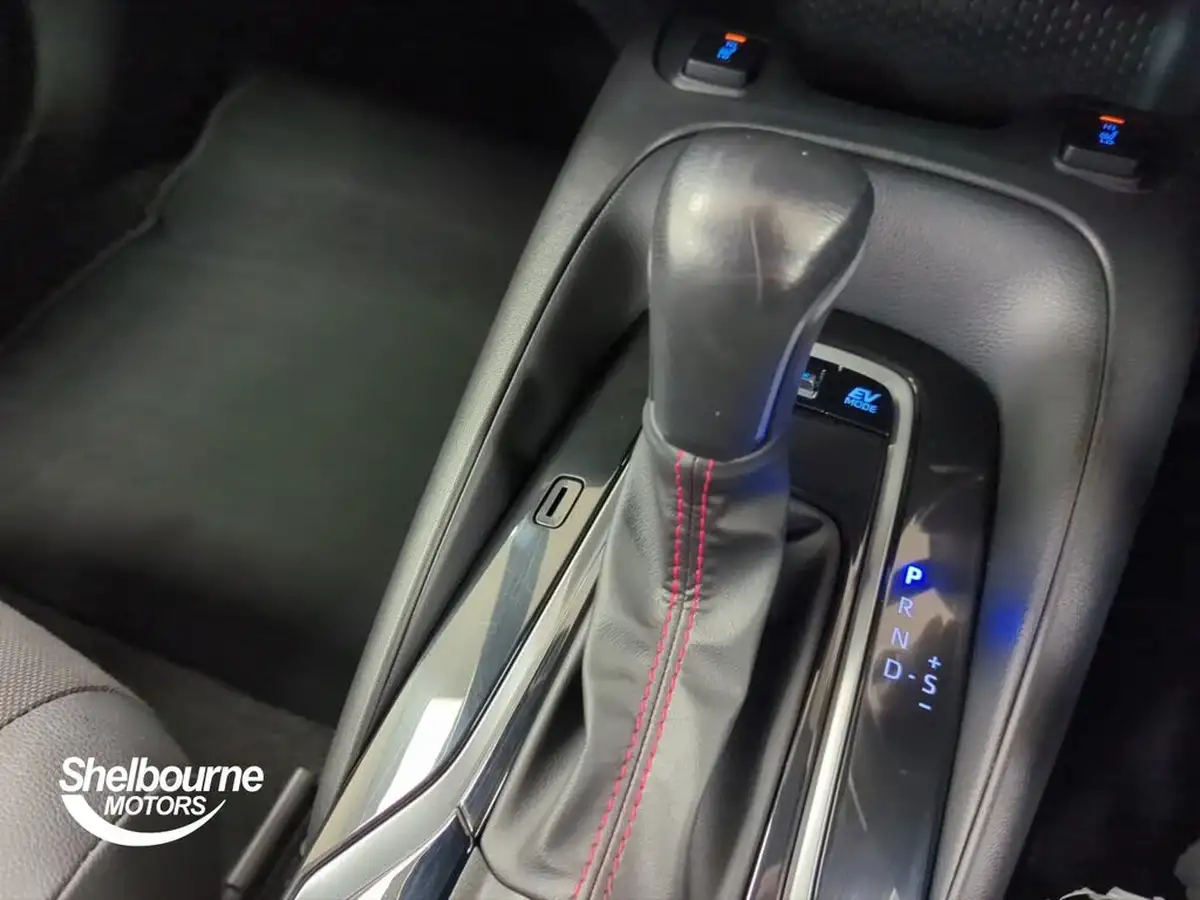 2022-toyota-corolla-20-vvt-i-gr-sport-193bhp-touring-sports-big-26