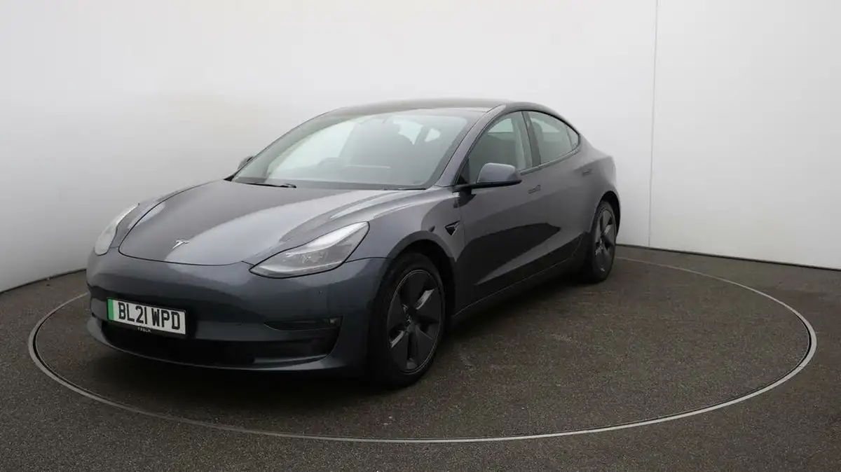 2021-tesla-model-3-e-long-range-4x4-big-29
