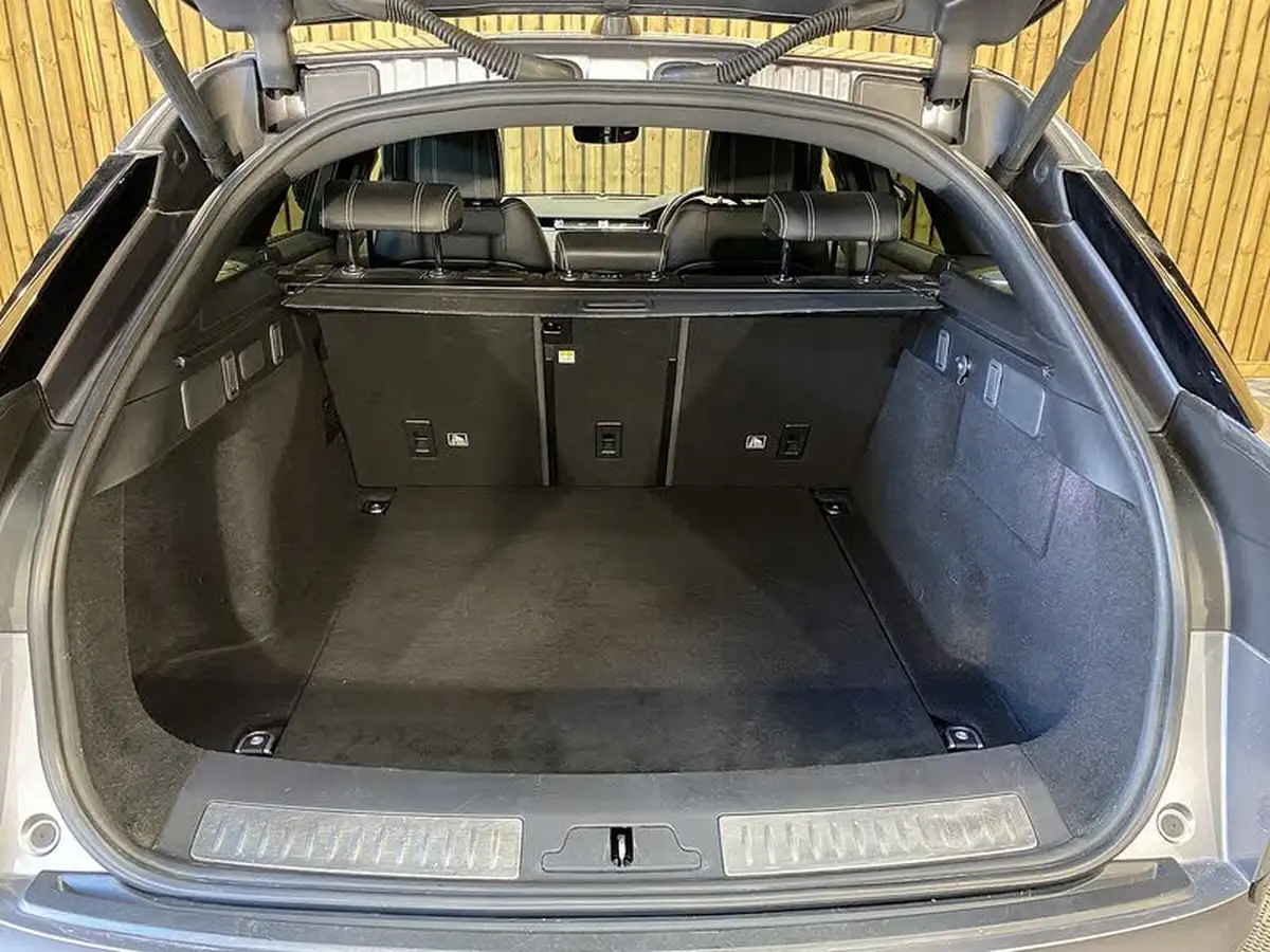 2019-land-rover-range-rover-velar-30-d300-r-dynamic-hse-big-19