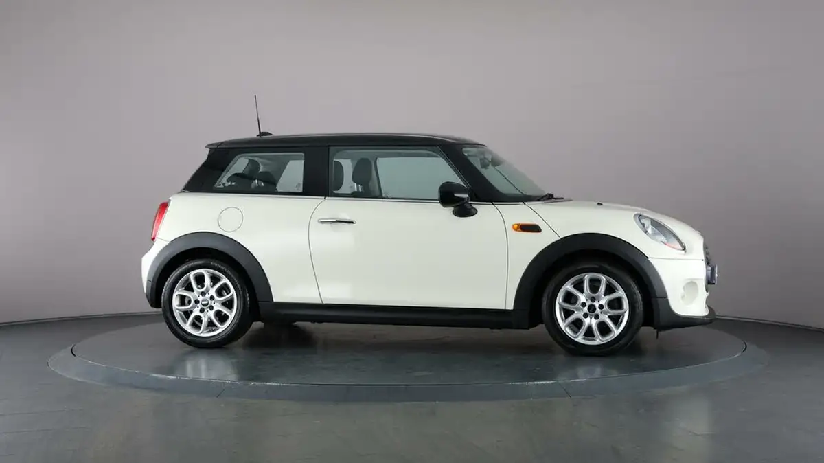 2017-mini-cooper-15-cooper-ss-hatchback-3d-big-53