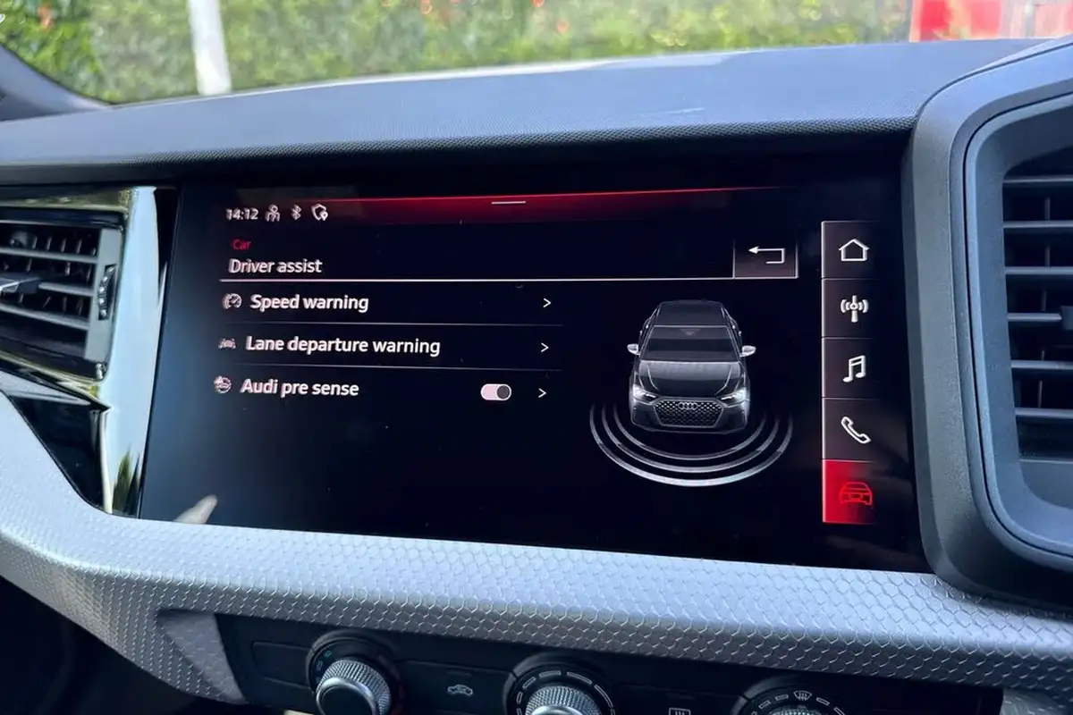 2023-audi-a1-10-30-tfsi-s-line-big-51