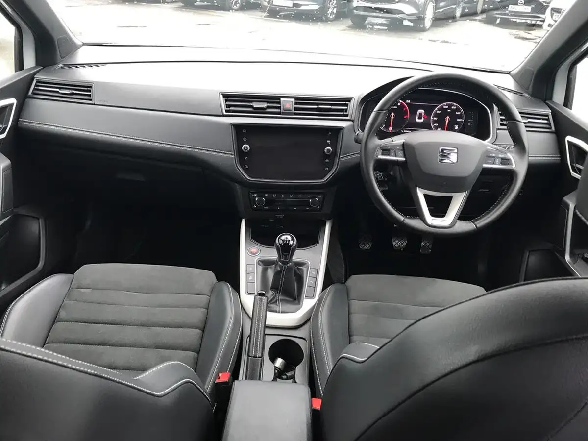 2021-seat-arona-10-tsi-xcellence-lux-110ps-big-3