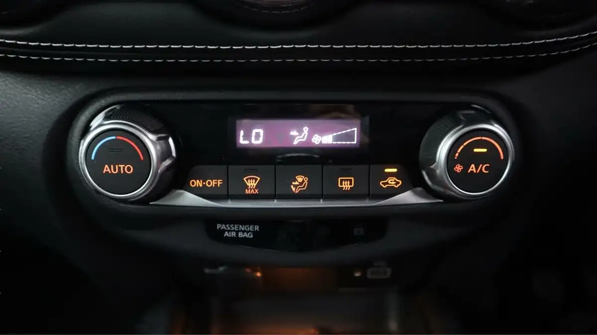 2023-nissan-juke-10-dig-t-n-connecta-big-12