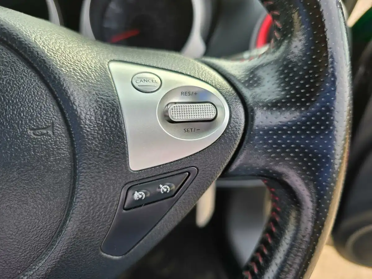2014-nissan-juke-16-acenta-premium-117ps-1598cc-xtronic-cvt-big-30