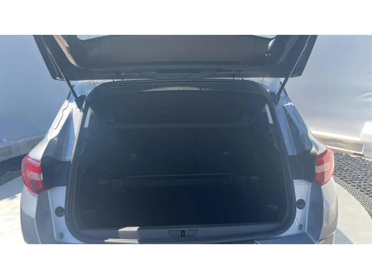 2020-vauxhall-grandland-x-12-se-big-3