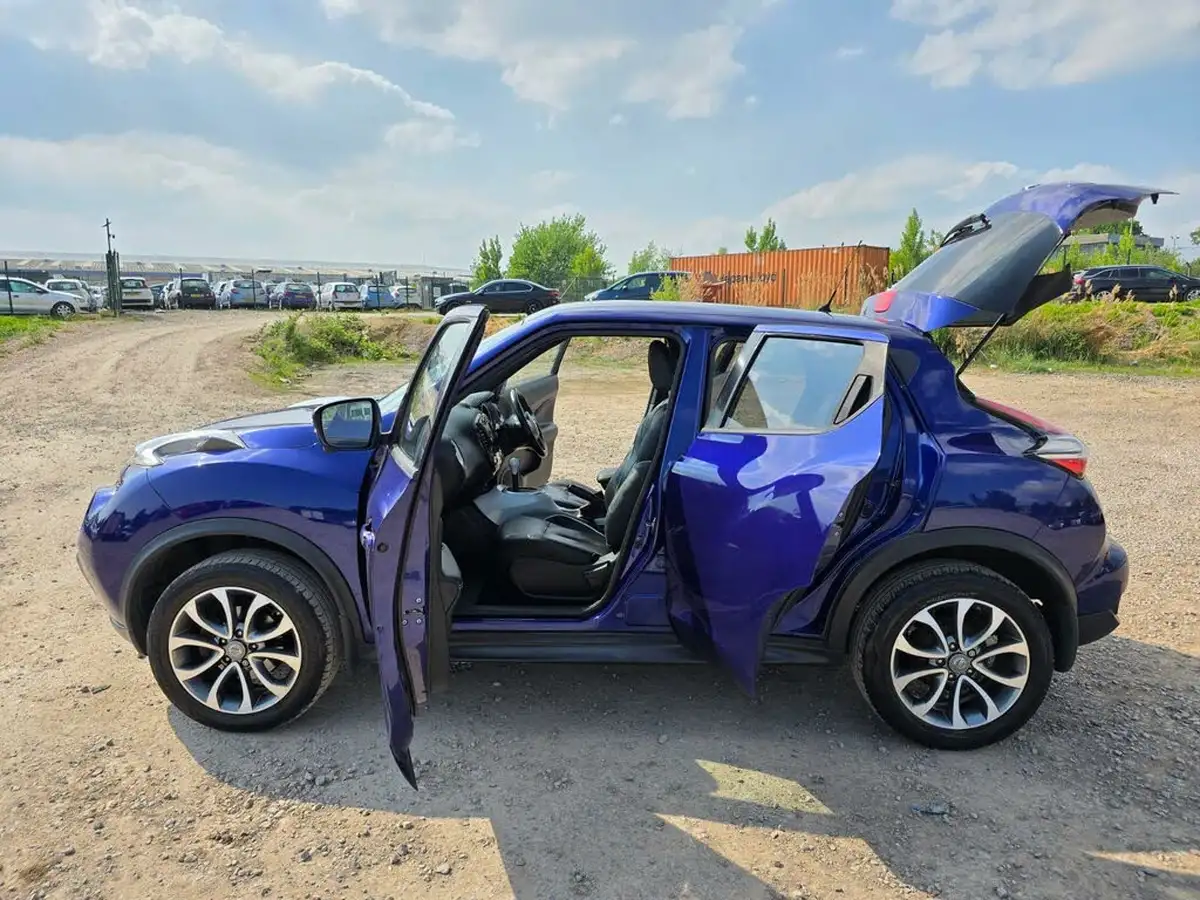 2015-nissan-juke-16-tekna-117ps-1598cc-xtronic-cvt-big-11