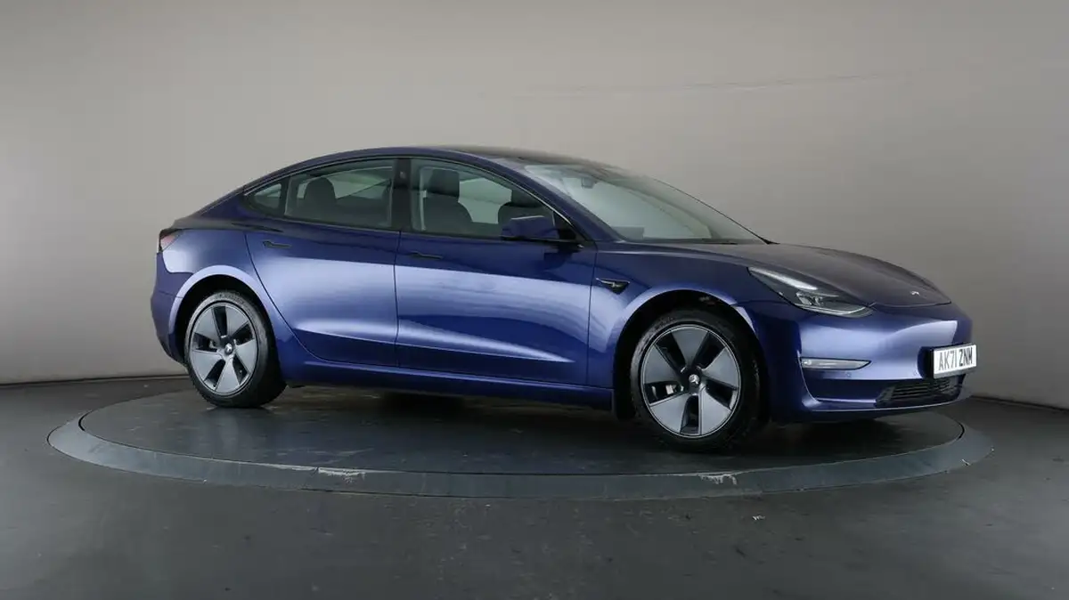 2021-tesla-model-3-e-long-range-awd-big-55