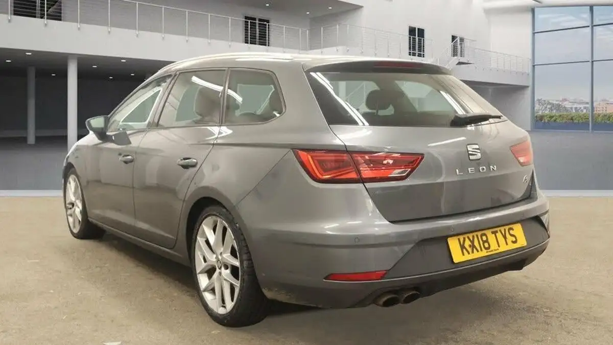 2018-seat-leon-18-tsi-fr-technology-estate-5d-big-2