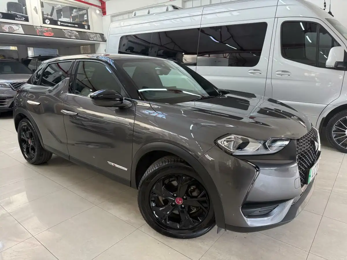2021-ds-ds-3-crossback-e-tense-performance-line-big-1