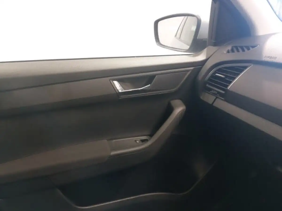 2020-skoda-fabia-10-tsi-se-95ps-estate-big-15